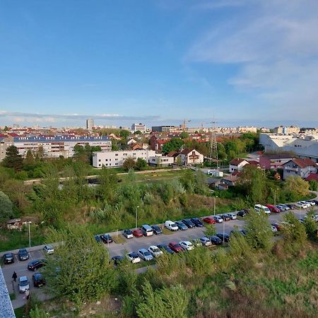 Lanterna Apartment - Free Parking In Garage Zágráb Kültér fotó