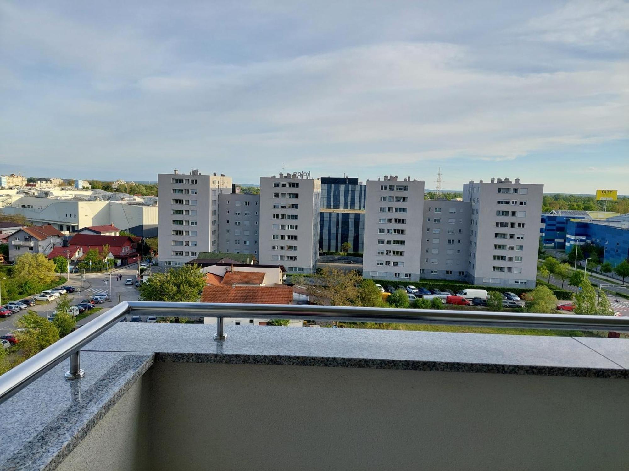Lanterna Apartment - Free Parking In Garage Zágráb Kültér fotó